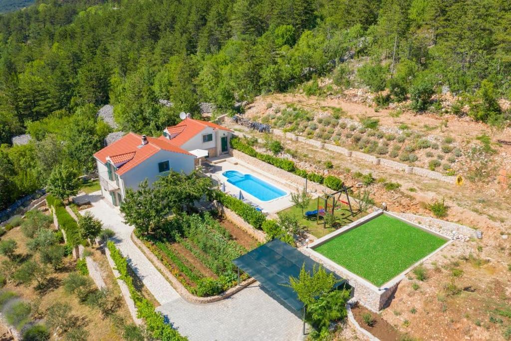 Three-Bedroom Villa With Private Pool Lovreć Exteriör bild